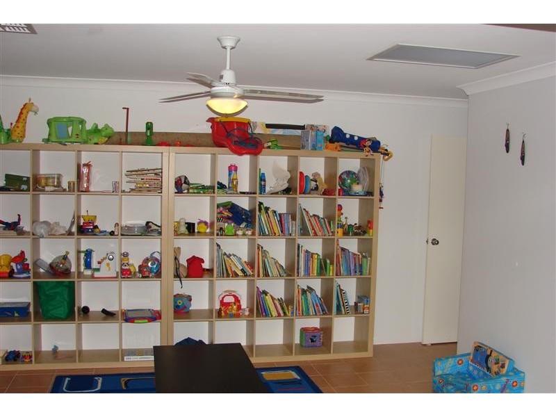 18 Charlton Loop, Kalbarri WA 6536