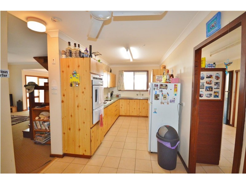 13 Hasleby Street, Kalbarri WA 6536