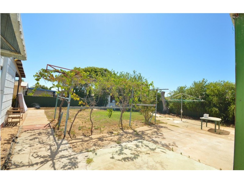13 Hasleby Street, Kalbarri WA 6536