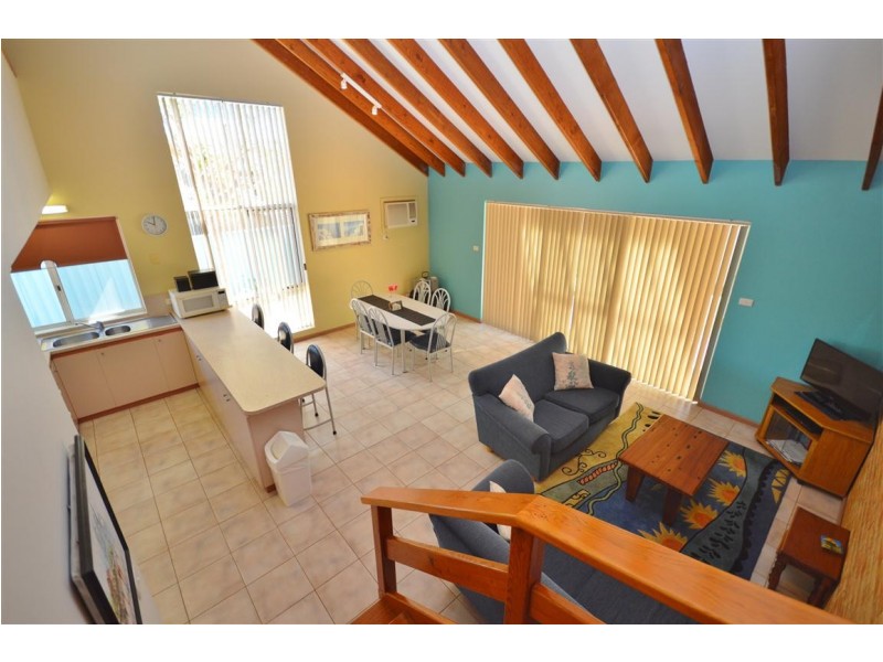 4/130 Grey Street – Tropical Hideaway, Kalbarri WA 6536