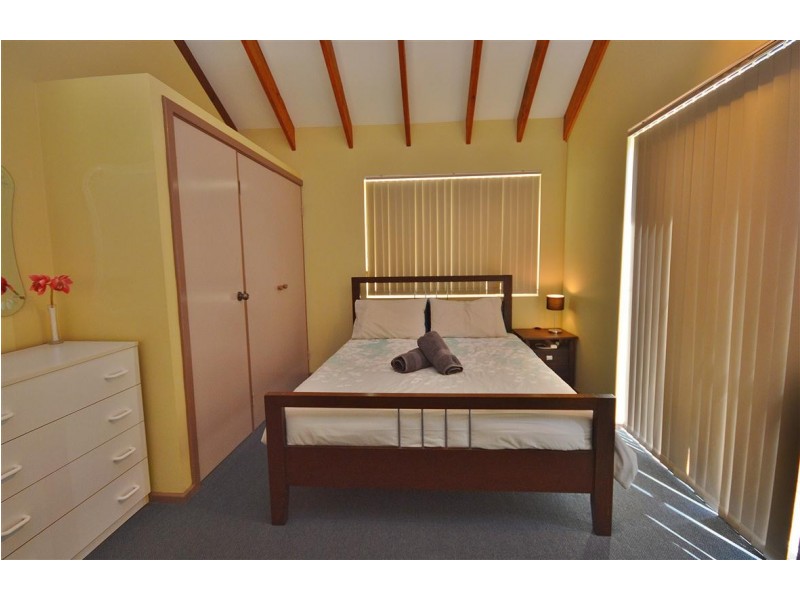 4/130 Grey Street – Tropical Hideaway, Kalbarri WA 6536