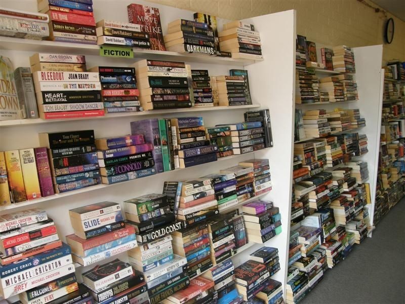 Traveller’s Book Exchange and Internet – Kalbarri Lane, Kalbarri WA 6536