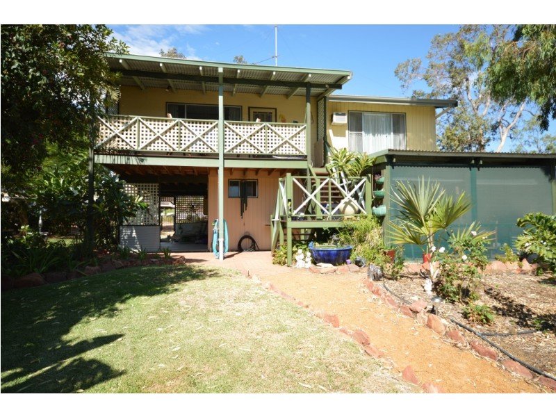 3 Nairn Place, Kalbarri WA 6536