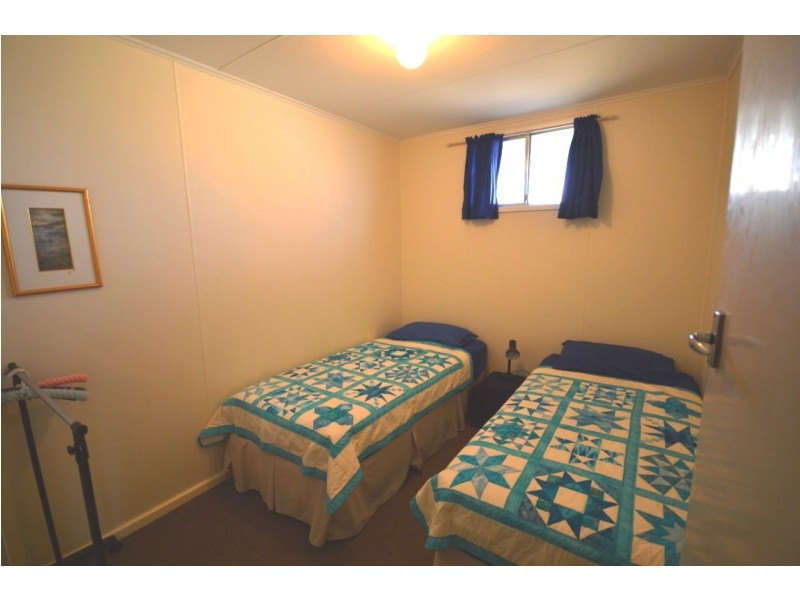 3 Nairn Place, Kalbarri WA 6536