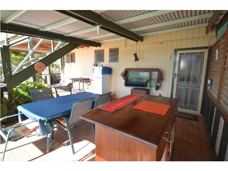 3 Nairn Place, Kalbarri WA 6536