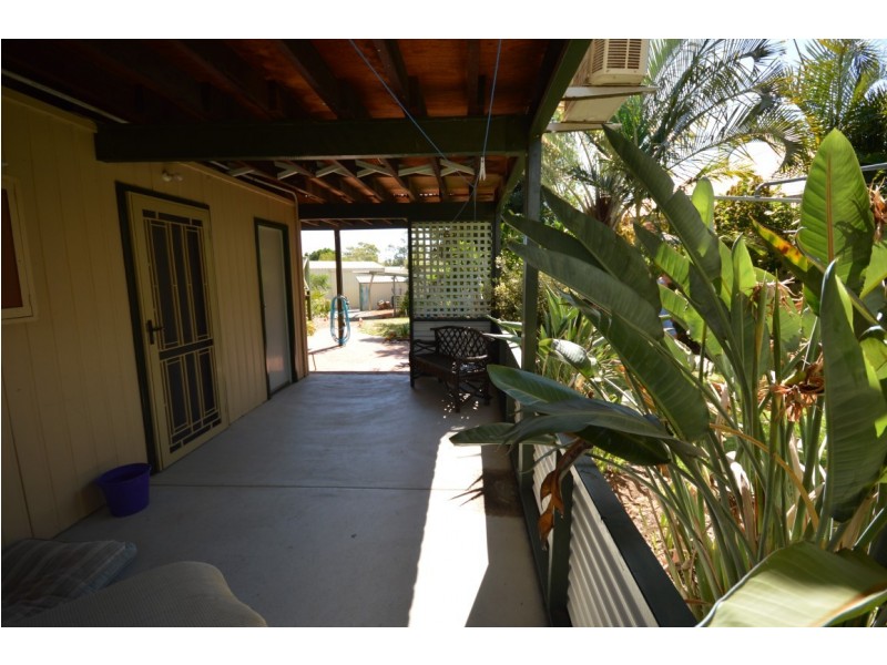 3 Nairn Place, Kalbarri WA 6536