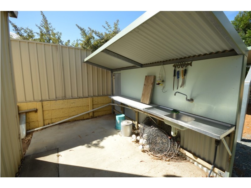 3 Nairn Place, Kalbarri WA 6536