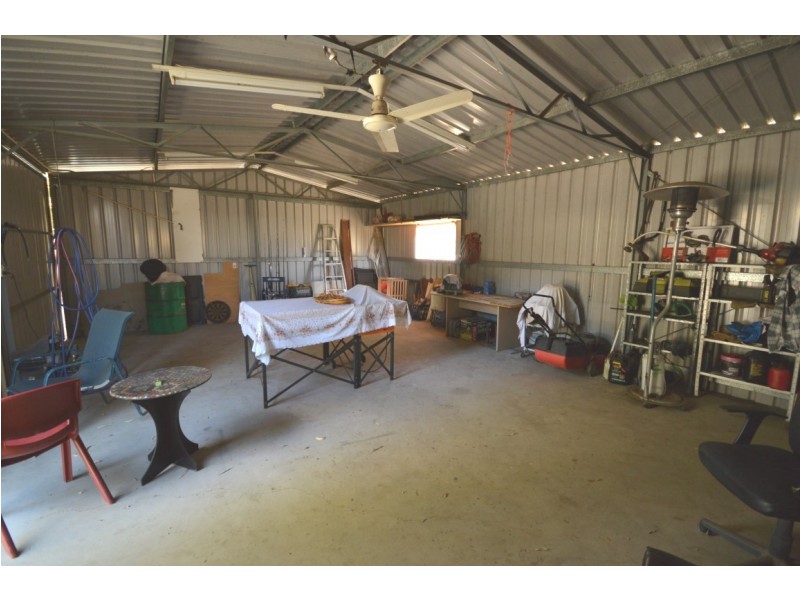 3 Nairn Place, Kalbarri WA 6536