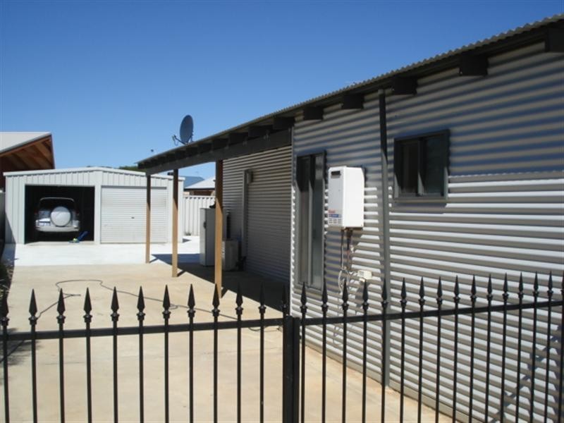 5 Mainwaring Drive, Kalbarri WA 6536