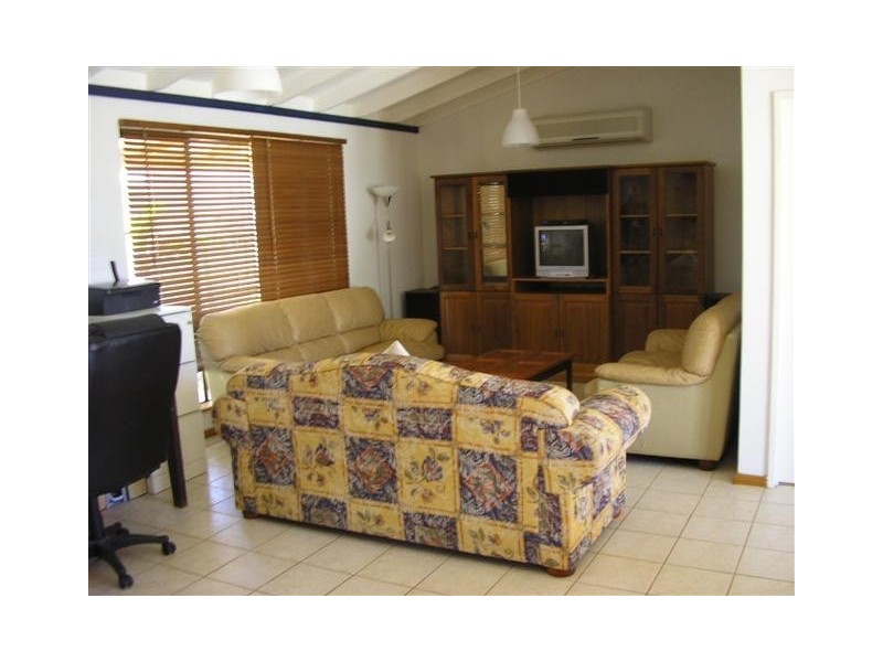 10 Gantheaume Crescent, Kalbarri WA 6536