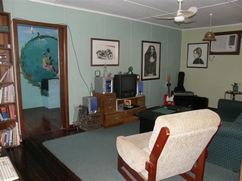 7 Smith Street, Kalbarri WA 6536