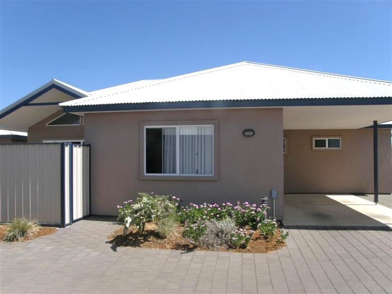 2/4 Seakist Retreat, Kalbarri WA 6536