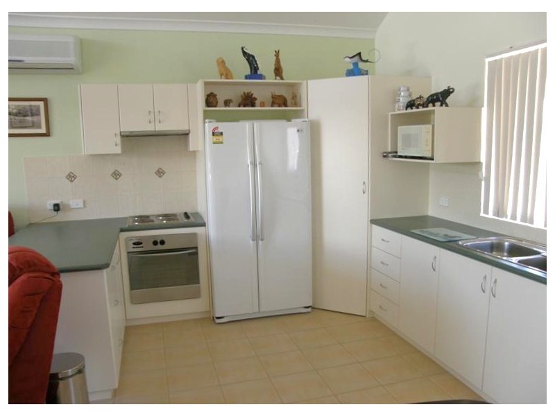 2/4 Seakist Retreat, Kalbarri WA 6536