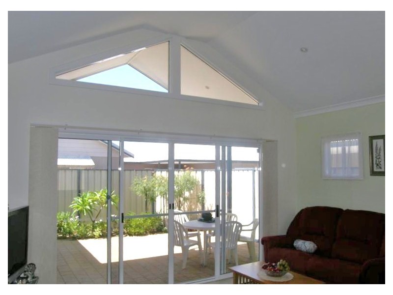 2/4 Seakist Retreat, Kalbarri WA 6536