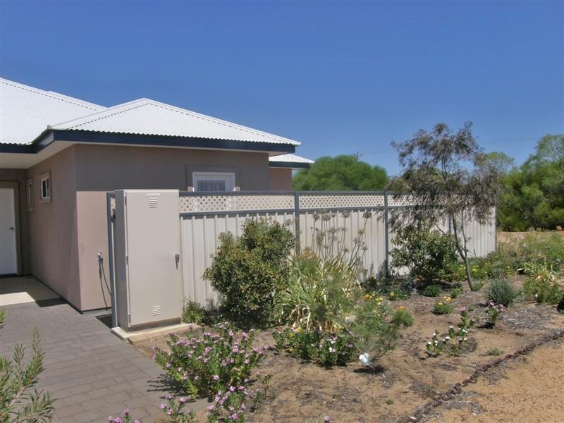 2/4 Seakist Retreat, Kalbarri WA 6536