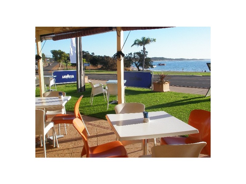 The Grass Tree Cafe – 94 Grey Street, Kalbarri WA 6536