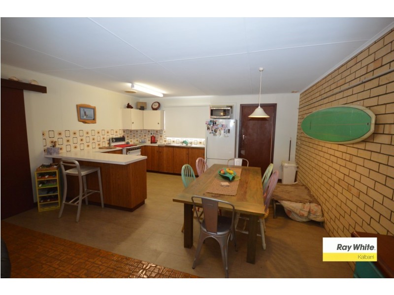 33 Hackney Street, Kalbarri WA 6536