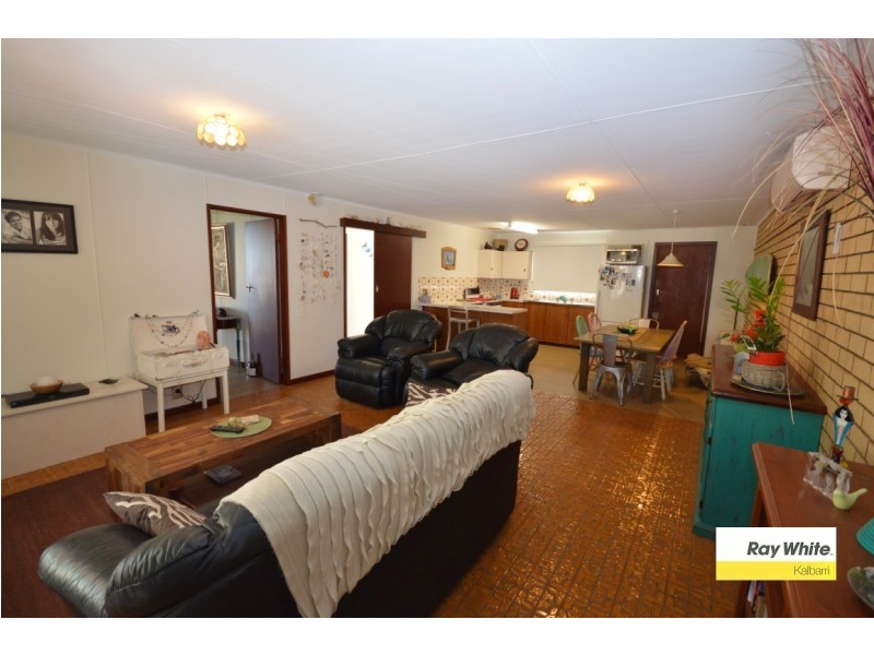 33 Hackney Street, Kalbarri WA 6536