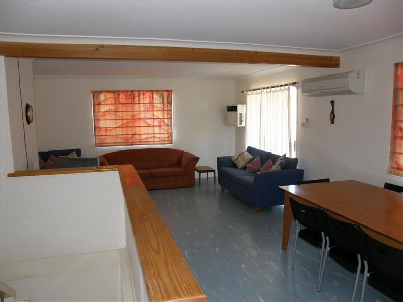 8 Maver Street, Kalbarri WA 6536