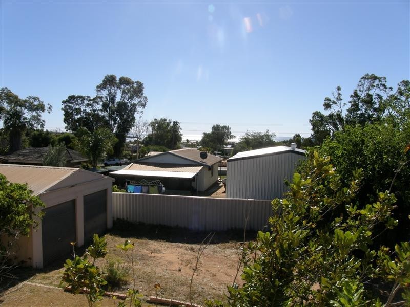 8 Maver Street, Kalbarri WA 6536