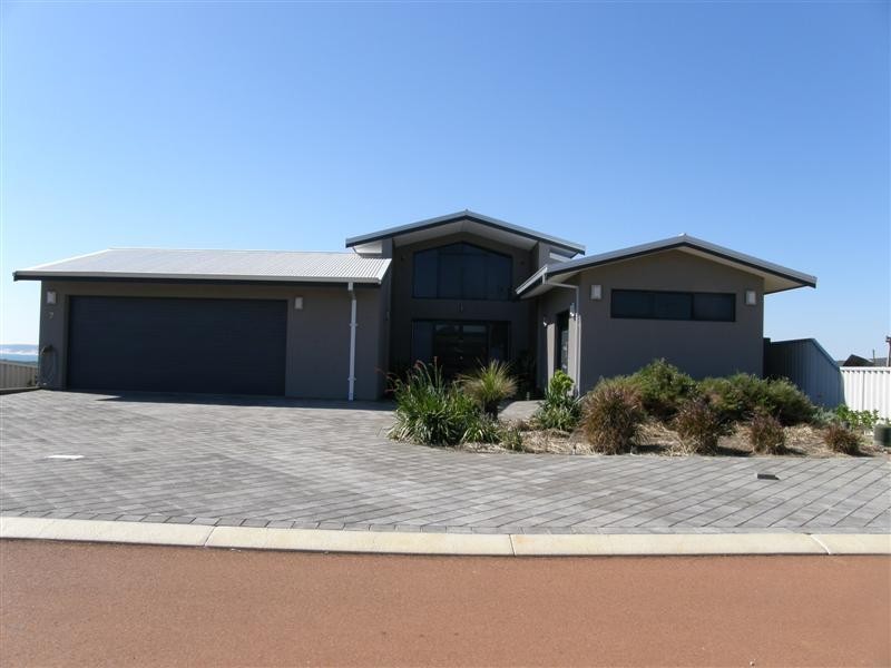 7 Darwinia Drive, Kalbarri WA 6536