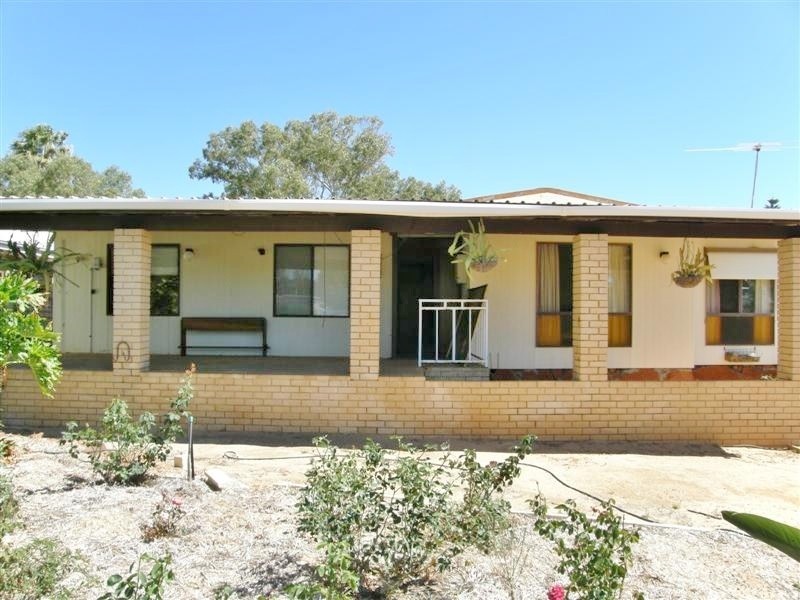 40 Magee Crescent, Kalbarri WA 6536