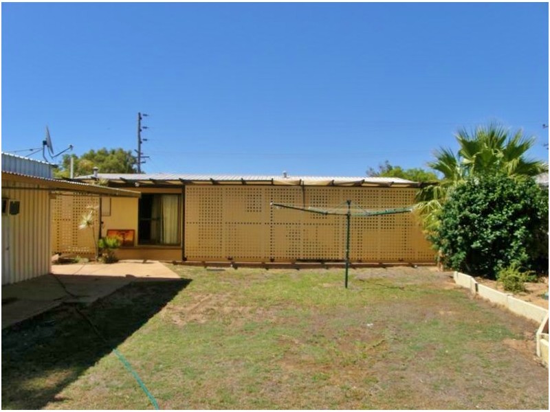 40 Magee Crescent, Kalbarri WA 6536