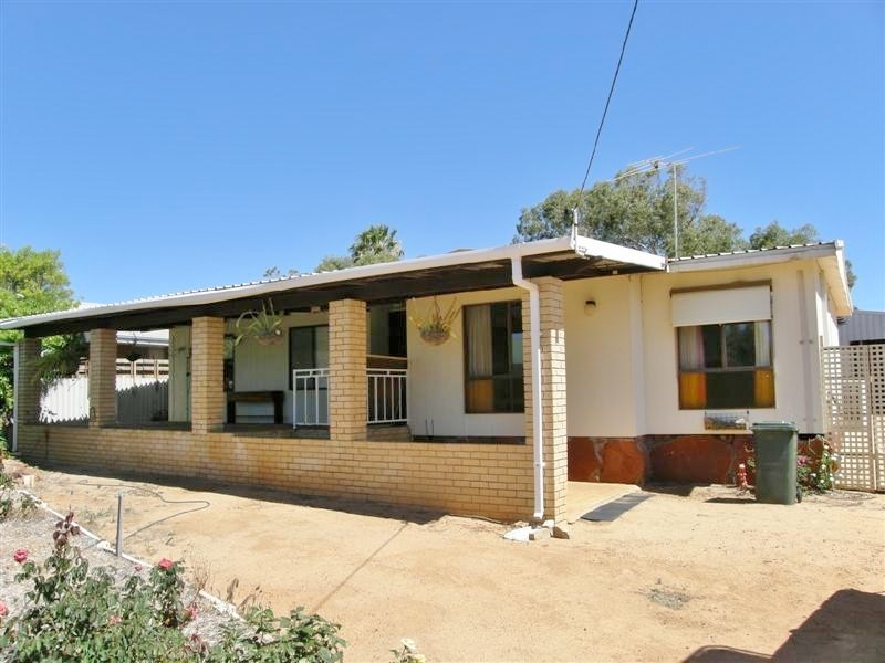 40 Magee Crescent, Kalbarri WA 6536