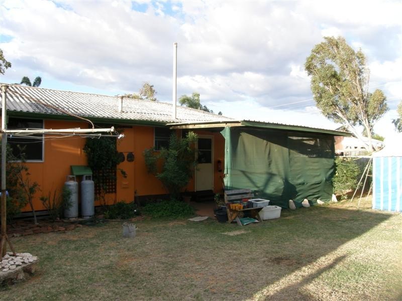 4 Gould Street, Kalbarri WA 6536