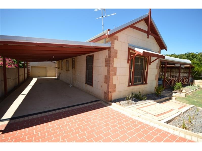 10 Starfire Close, Kalbarri WA 6536