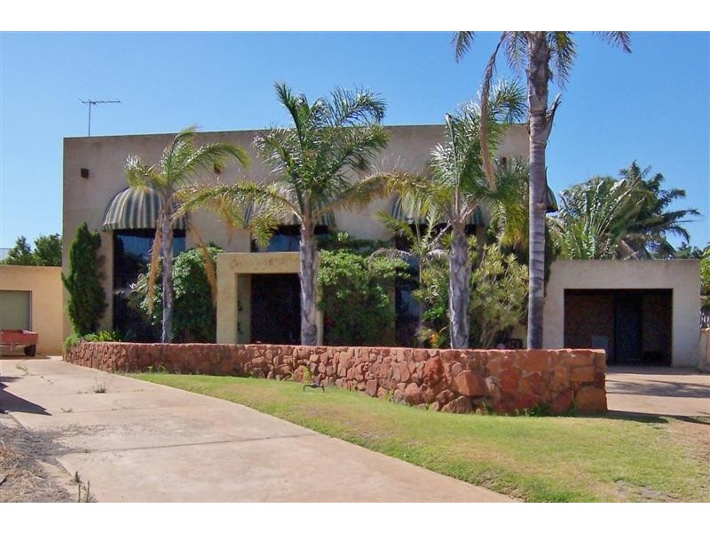 16 Karina Mews, Kalbarri WA 6536