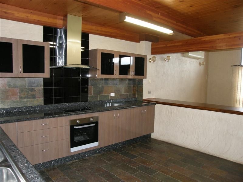 16 Karina Mews, Kalbarri WA 6536