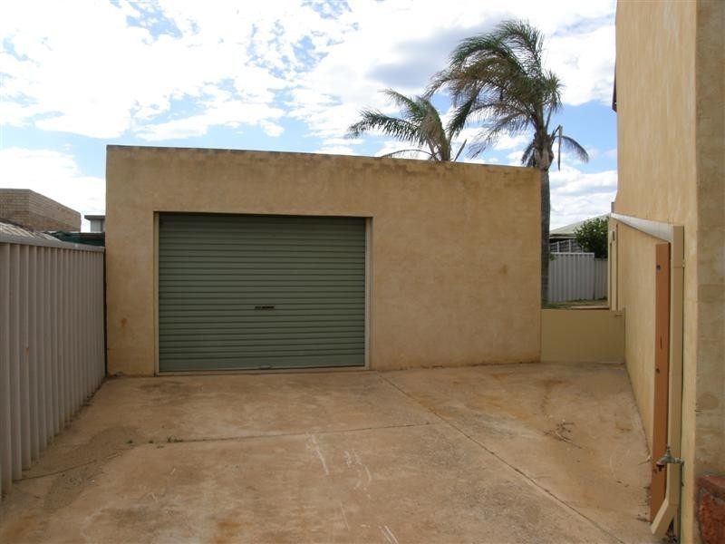 16 Karina Mews, Kalbarri WA 6536