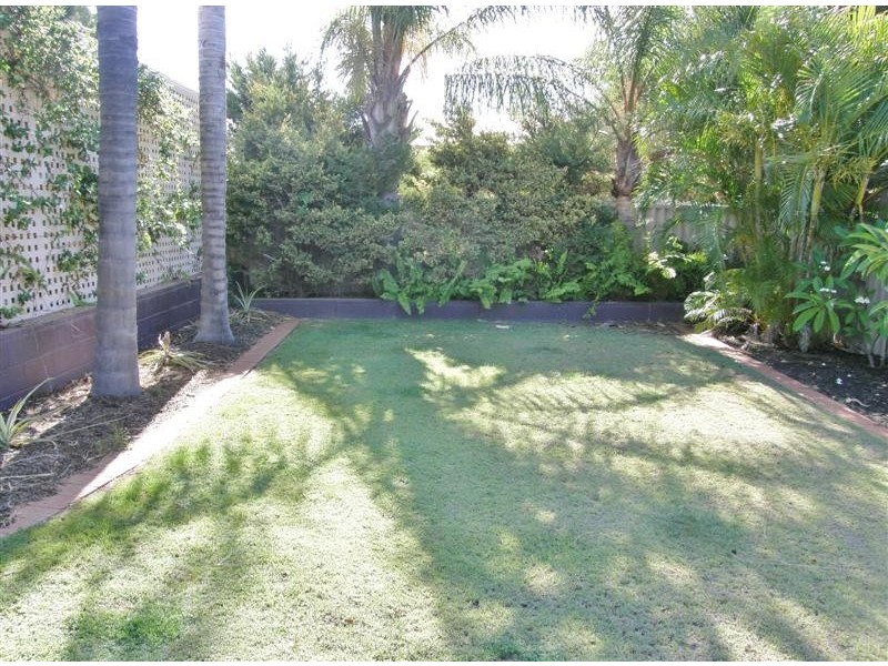 6 Karina Mews, Kalbarri WA 6536