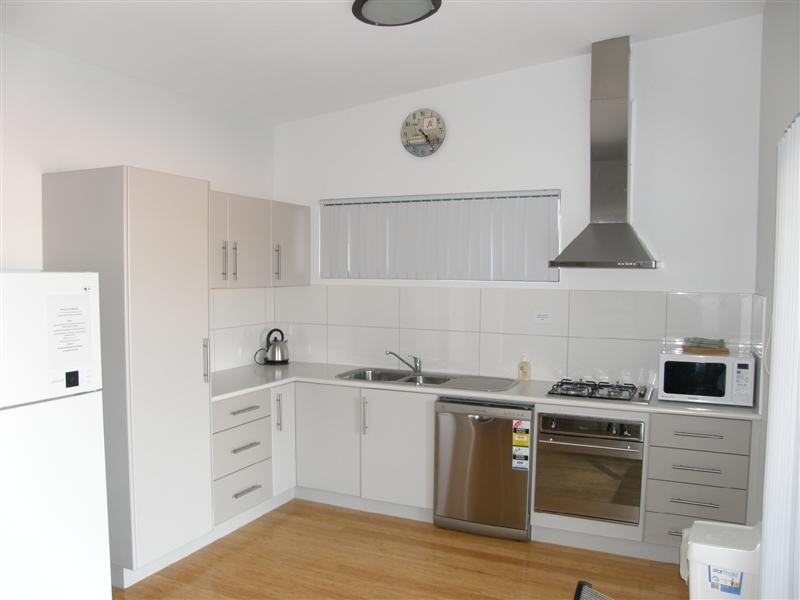 8 Calandrinia Court, Kalbarri WA 6536