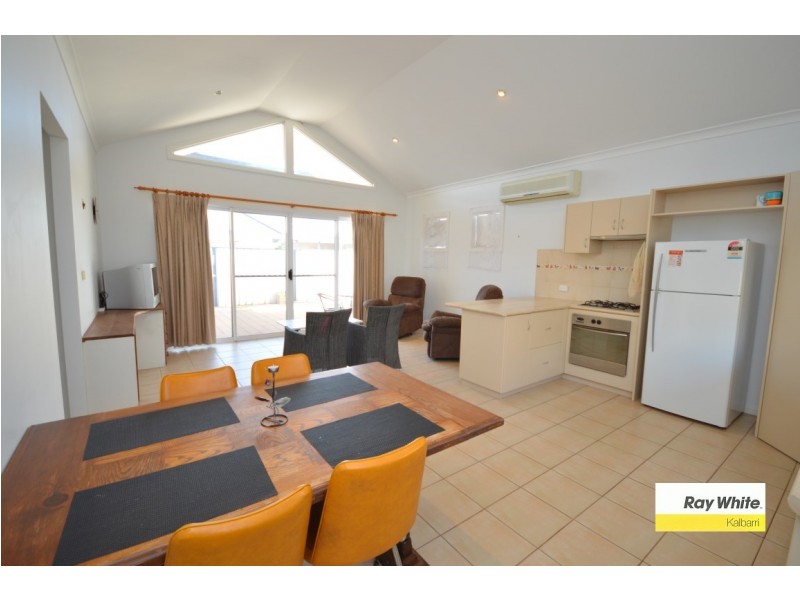 4/4 Seakist Retreat, Kalbarri WA 6536
