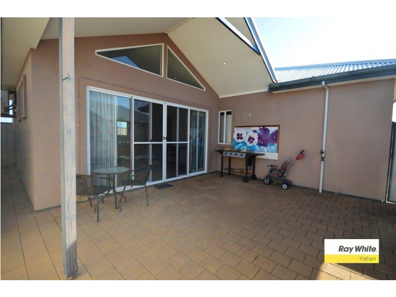 4/4 Seakist Retreat, Kalbarri WA 6536
