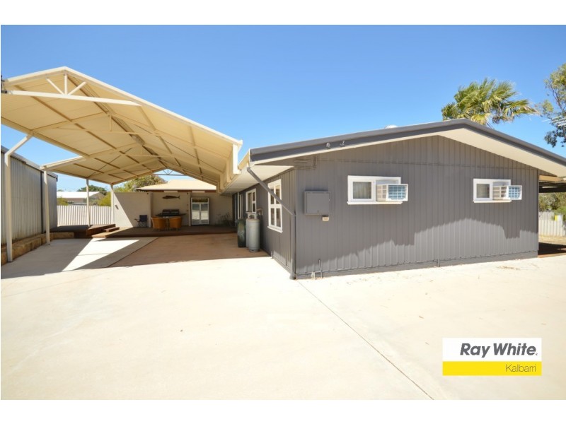 9 Maver Street, Kalbarri WA 6536