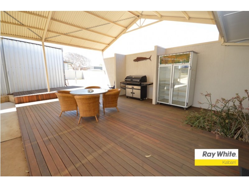 9 Maver Street, Kalbarri WA 6536
