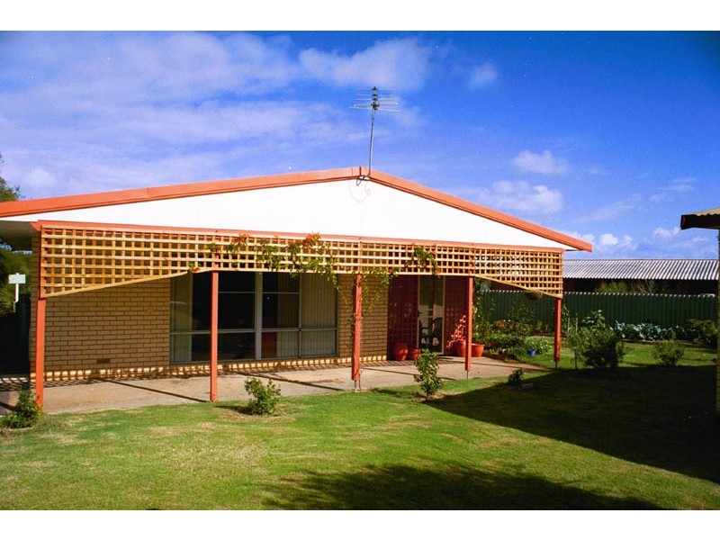 10/116 Nanda Drive – Sun River Chalets, Kalbarri WA 6536