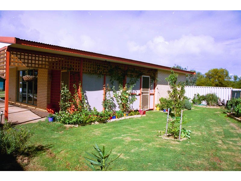 10/116 Nanda Drive – Sun River Chalets, Kalbarri WA 6536