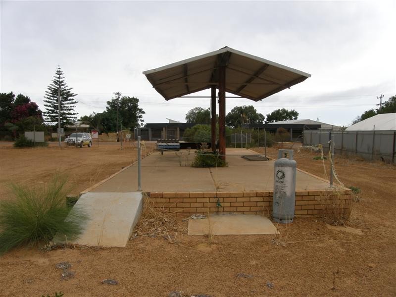 15 Atkinson Crescent, Kalbarri WA 6536