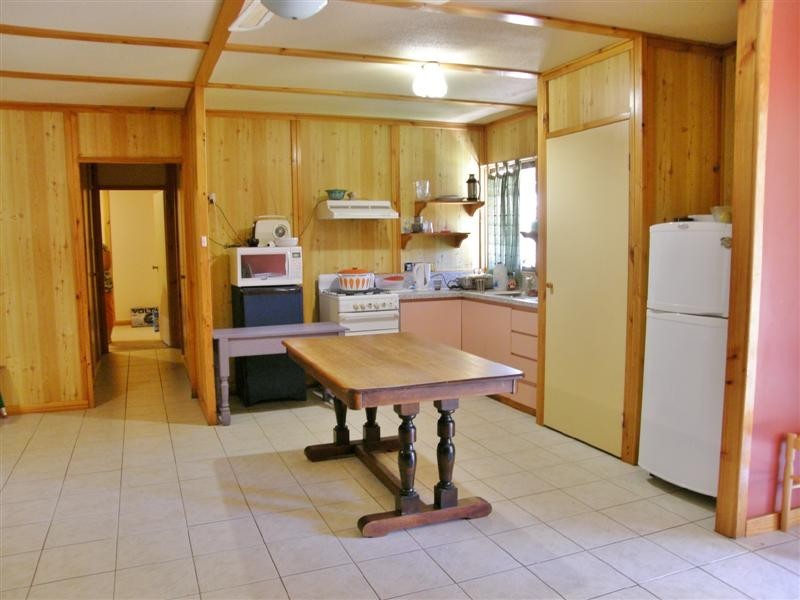 3 Gantheaume Crescent, Kalbarri WA 6536