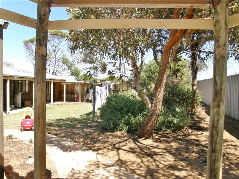 3 Gantheaume Crescent, Kalbarri WA 6536