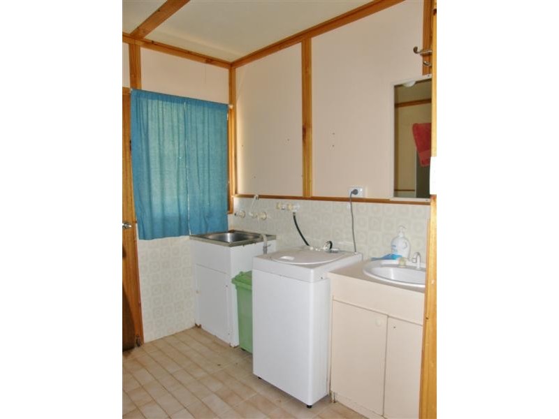 3 Gantheaume Crescent, Kalbarri WA 6536