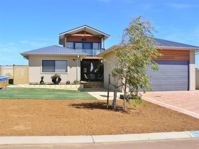 30 Centrolepis Circuit, Kalbarri WA 6536