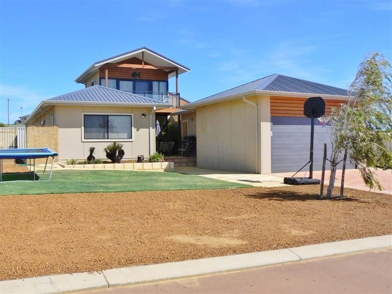 30 Centrolepis Circuit, Kalbarri WA 6536