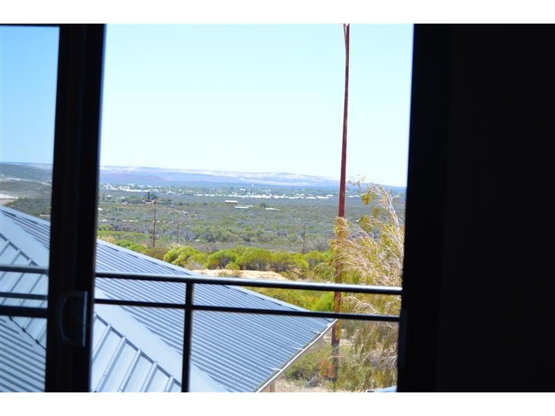 30 Centrolepis Circuit, Kalbarri WA 6536