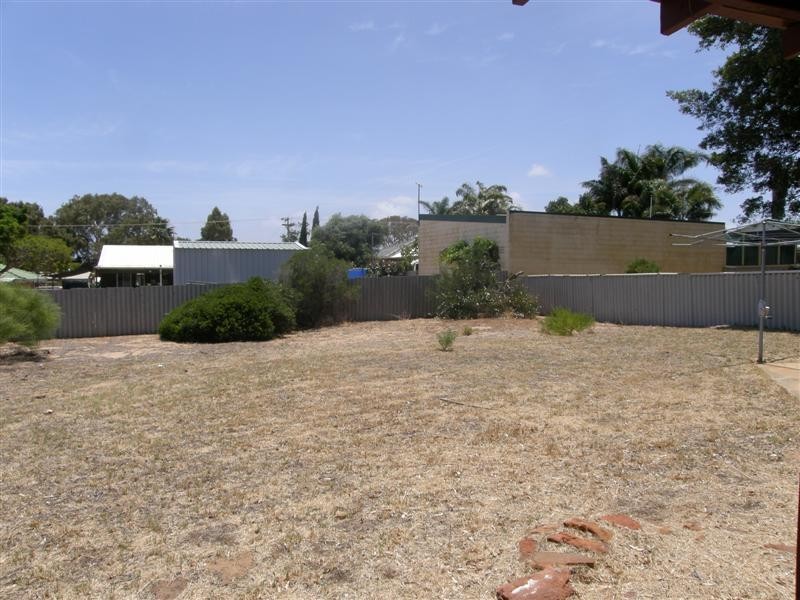 16 Harvey Place, Kalbarri WA 6536