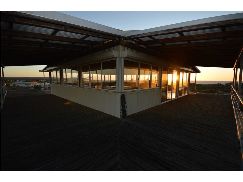 6 Francis Close, Kalbarri WA 6536